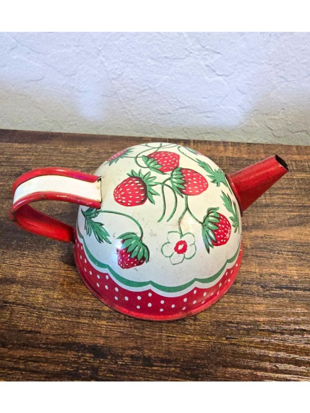 Vintage 1950s Wolverine Strawberry Toy Tea Tin Canister Set 13 pc set READ - Picture 10 of 16